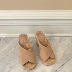 Women's Banana Republic Tan Wedge Sandals